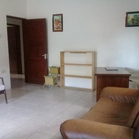 El Hope Lodge Dar es Salaam Buitenkant foto