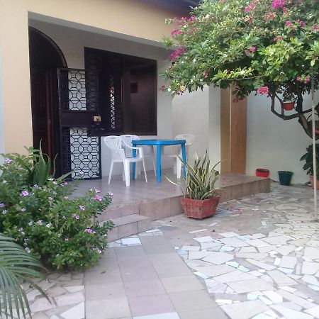 El Hope Lodge Dar es Salaam Buitenkant foto