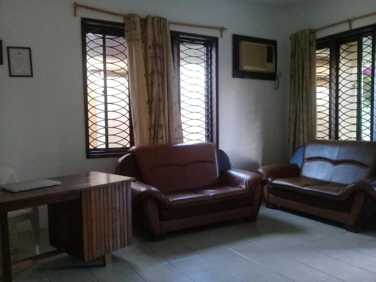 El Hope Lodge Dar es Salaam Buitenkant foto
